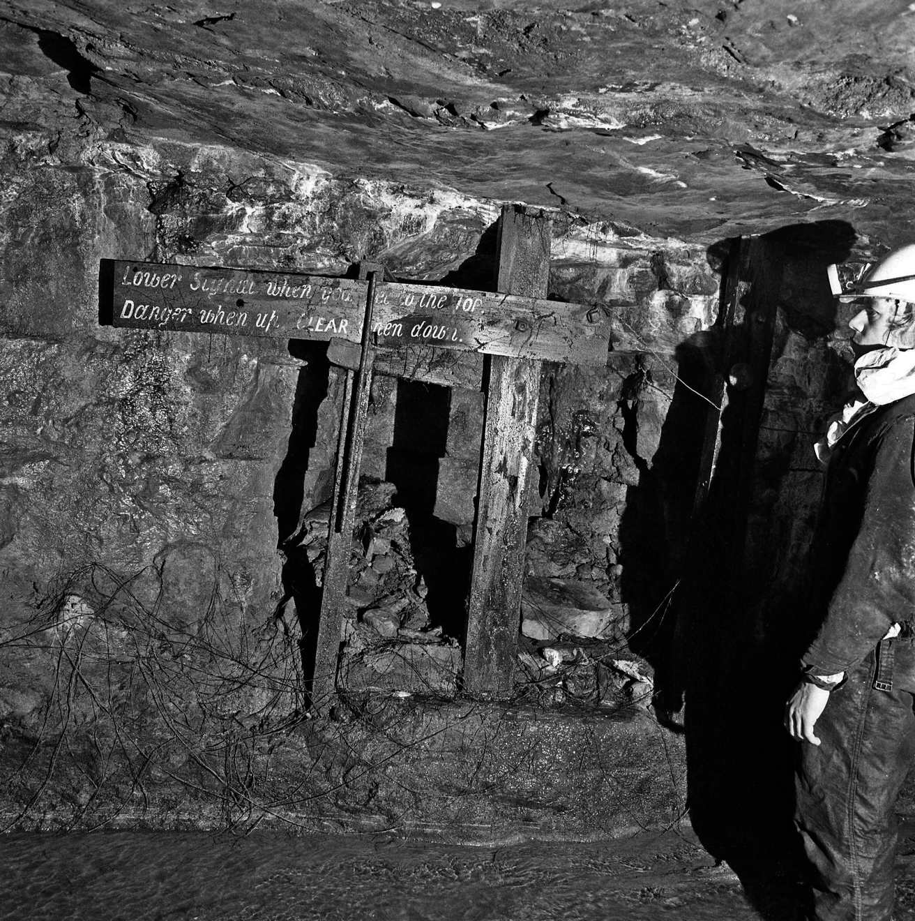 Signalling arm Caplecleugh level 1977